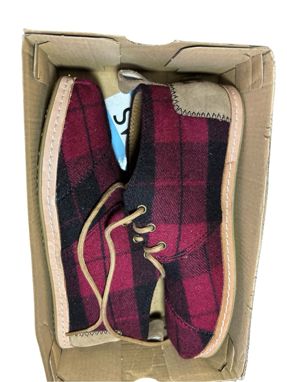 NEW TOMS Bota Red Black Plaid Felt Leather Lace-Up Ankle Boots Women’s 7